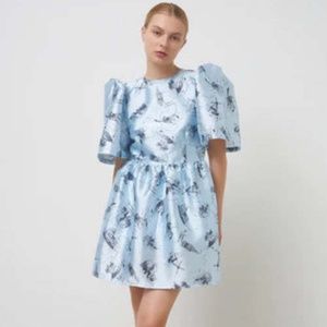 Brand New STELLA NOVA MIO PUFF-SLEEVE DRESS